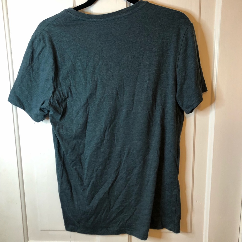 Men’s RW&CO. Tee - Picture 2 of 3